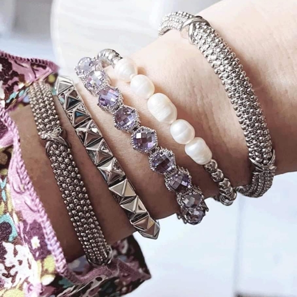 Park Lane Iris Honeycomb Bracelet Set in Silver Finish Metal 7 + 1 Inches - Picture 3 of 10